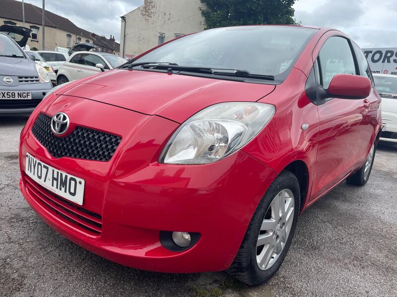 TOYOTA YARIS