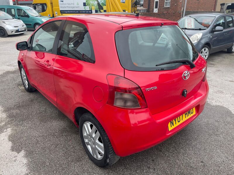 TOYOTA YARIS