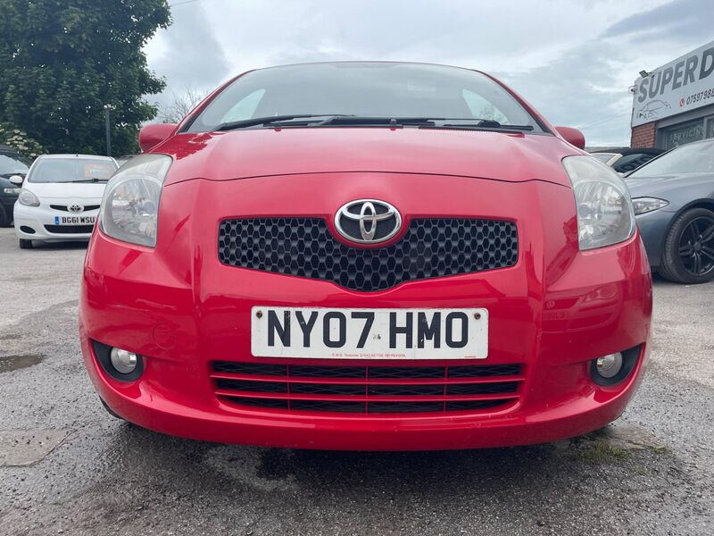 TOYOTA YARIS
