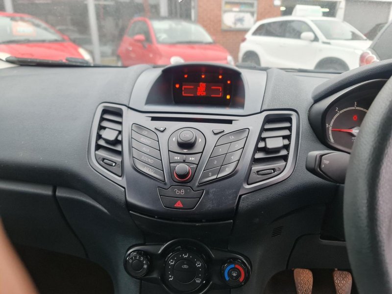 FORD FIESTA VAN
