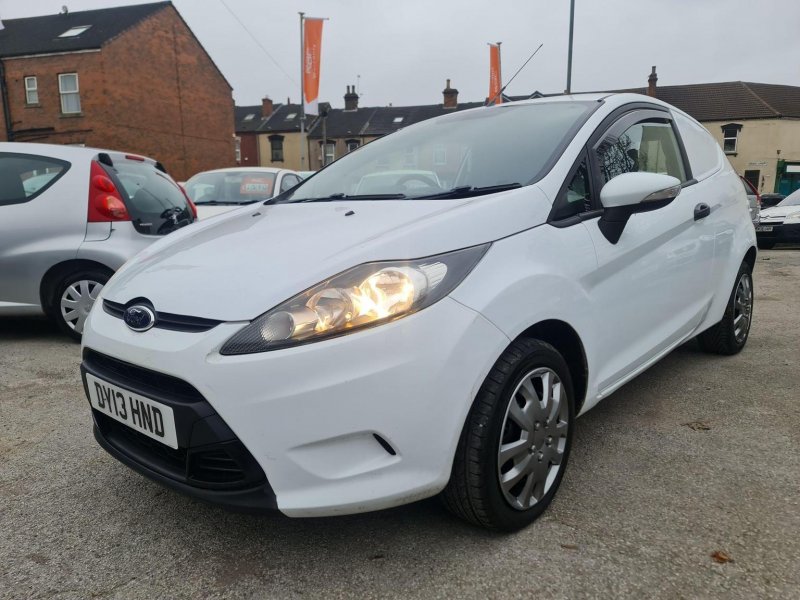 FORD FIESTA VAN