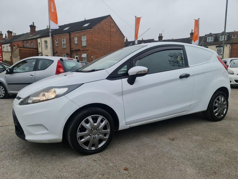 FORD FIESTA VAN