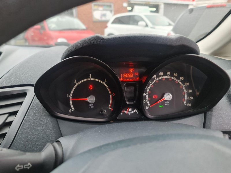 FORD FIESTA VAN