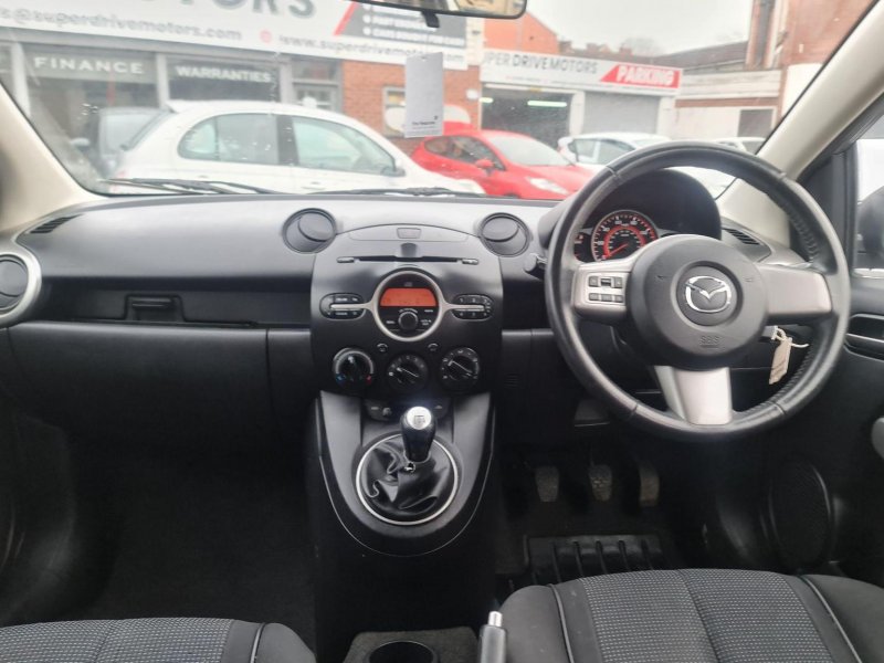 MAZDA MAZDA2