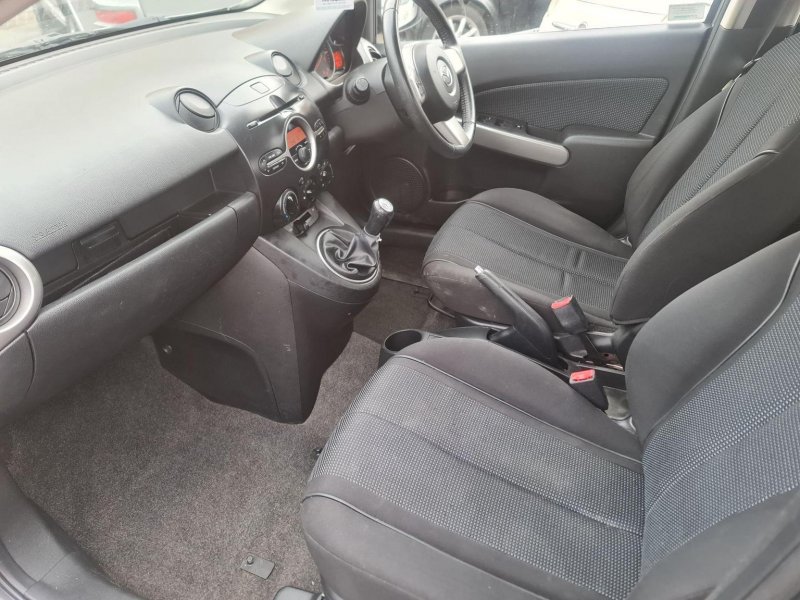 MAZDA MAZDA2
