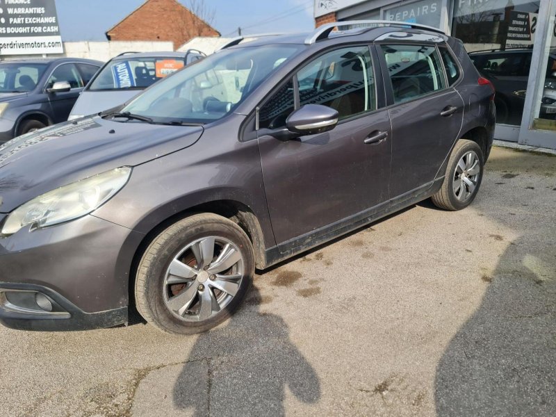 PEUGEOT 2008