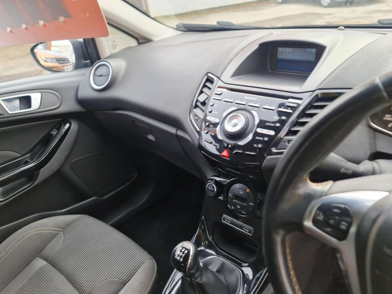 FORD FIESTA