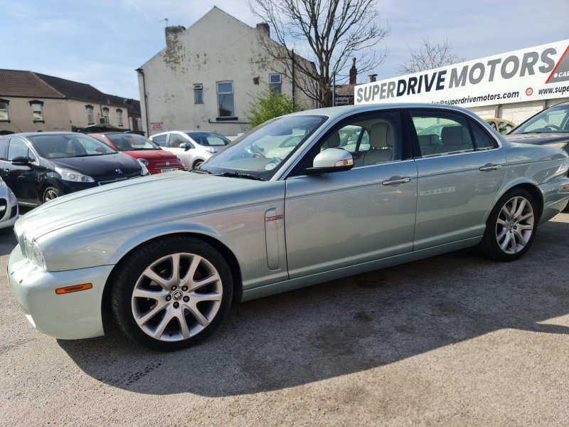 JAGUAR XJ
