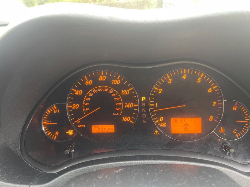 TOYOTA AVENSIS