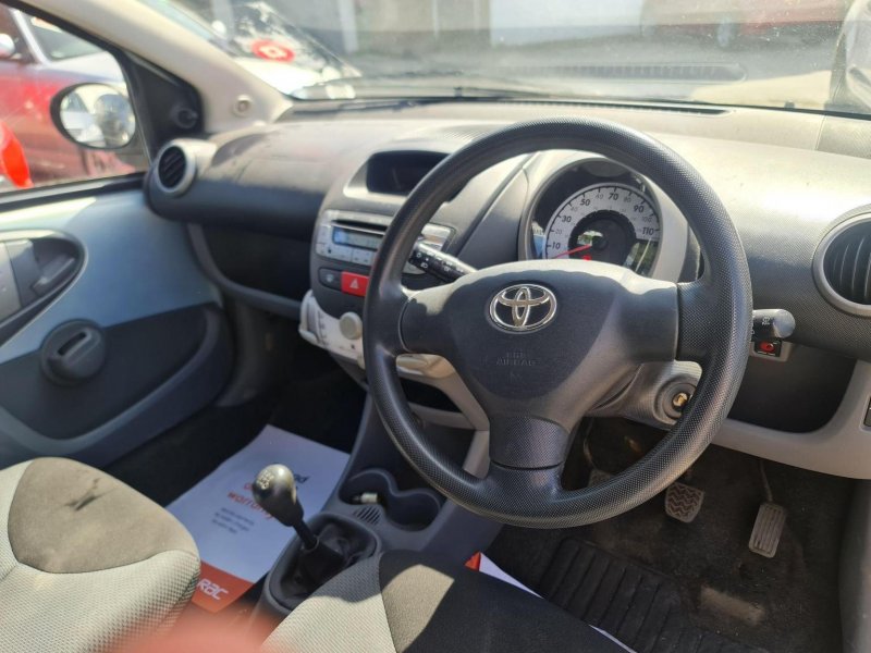 TOYOTA AYGO