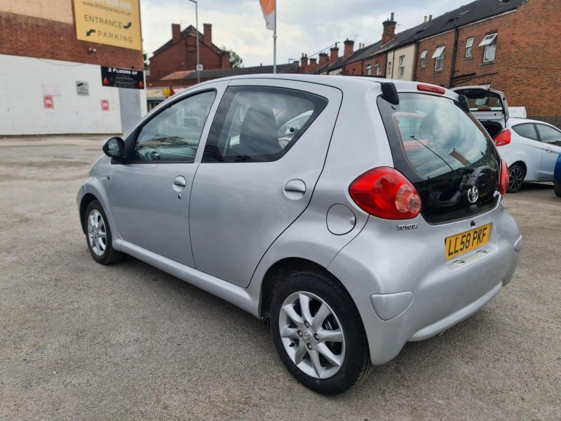 TOYOTA AYGO