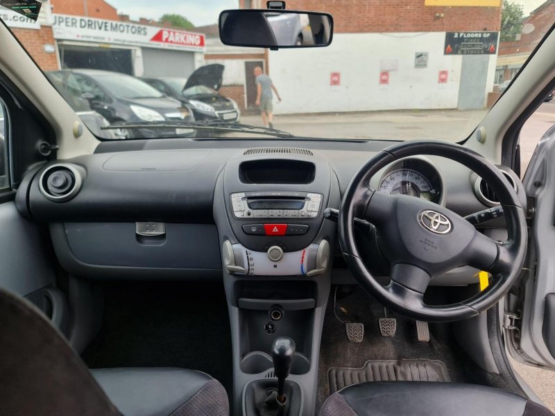 TOYOTA AYGO