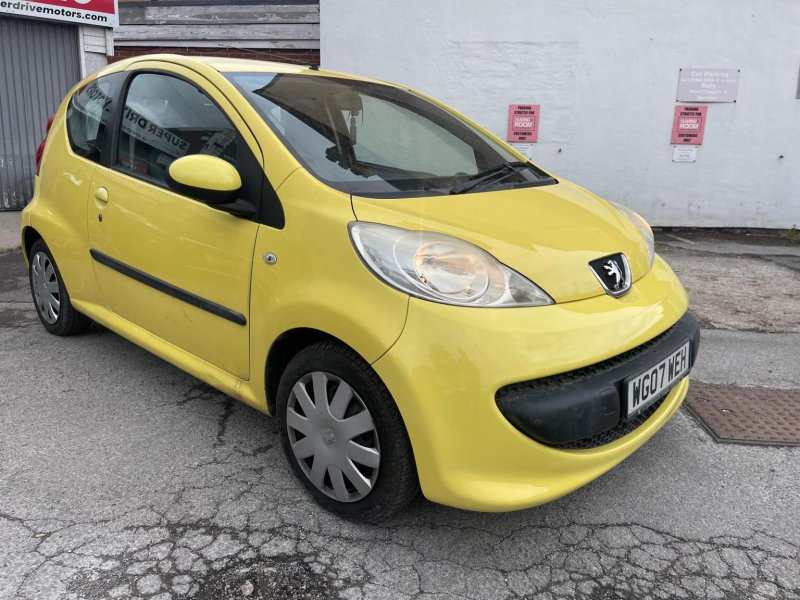 PEUGEOT 107