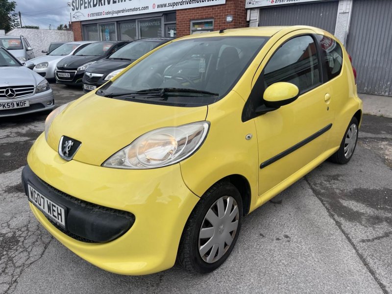 PEUGEOT 107