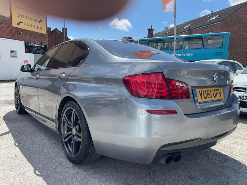 BMW 5 SERIES