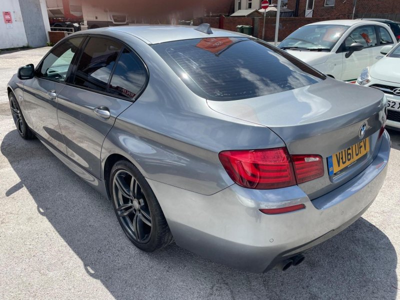 BMW 5 SERIES